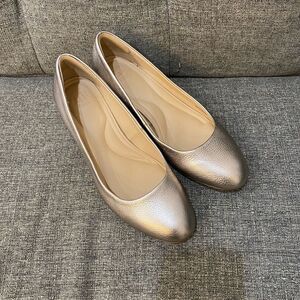 Dune London Gold Leather Almond Toe Pumps Women’s Size 39